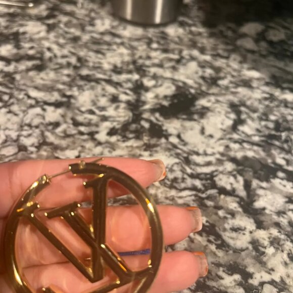 Louis Vuitton Hoop Louise Gold Tone Earrings Authentic - Picture 2 of 4